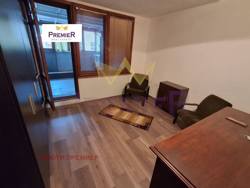 Продава 4-СТАЕН, гр. Варна, Окръжна болница-Генерали, снимка 14 - Апартаменти - 53439686