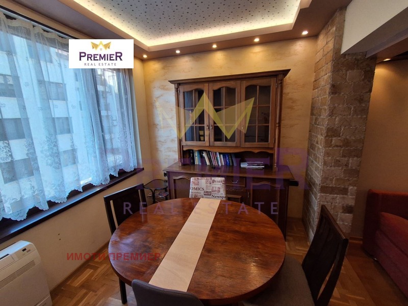 Продава 4-СТАЕН, гр. Варна, Окръжна болница-Генерали, снимка 2 - Апартаменти - 53439686