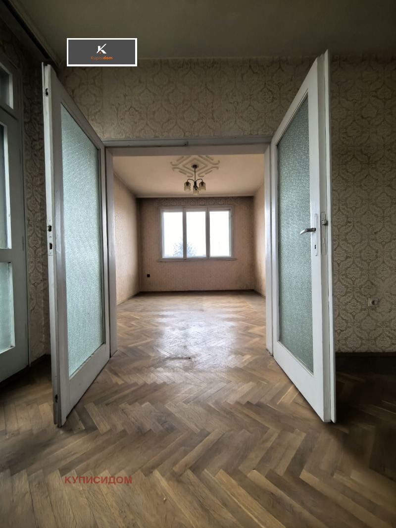 Продава МНОГОСТАЕН, гр. Стара Загора, Център, снимка 8 - Апартаменти - 53021431