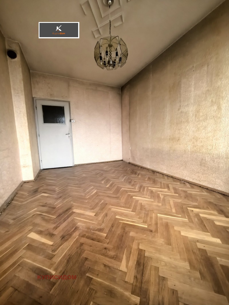 Продава МНОГОСТАЕН, гр. Стара Загора, Център, снимка 4 - Апартаменти - 53021431