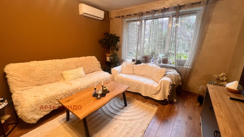 Продава ЕТАЖ ОТ КЪЩА, гр. София, Лозенец, снимка 10 - Етаж от къща - 53233784