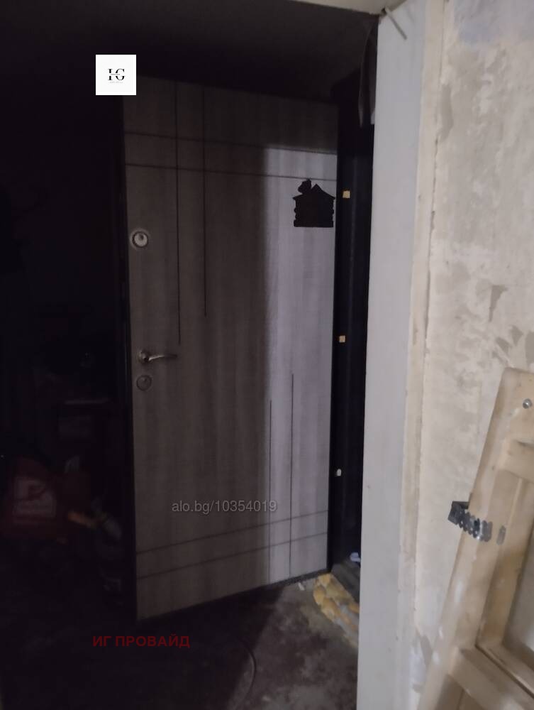 Продава ЕТАЖ ОТ КЪЩА, гр. Айтос, област Бургас, снимка 2 - Етаж от къща - 53521018