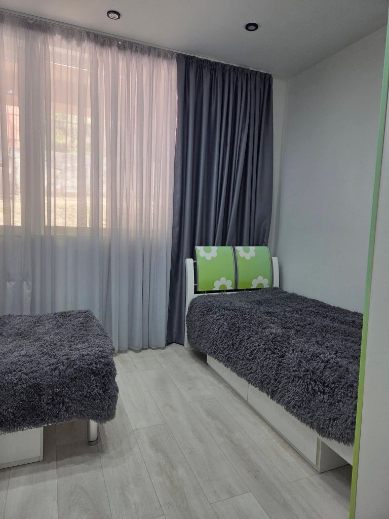 Продава ЕТАЖ ОТ КЪЩА, гр. Кюстендил, Център, снимка 6 - Етаж от къща - 54252320