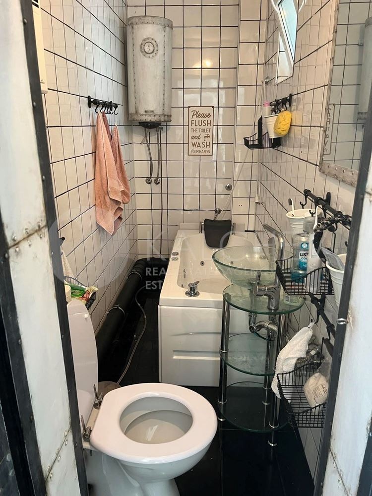 Продава КЪЩА, гр. Балчик, област Добрич, снимка 16 - Къщи - 56213183