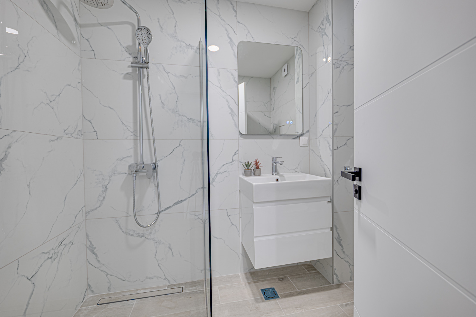 Продава 2-СТАЕН, гр. София, Овча купел, снимка 3 - Апартаменти - 56426298