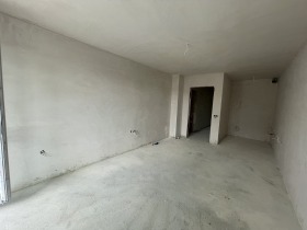 1 dormitorio Vazrazhdane, Burgas 1