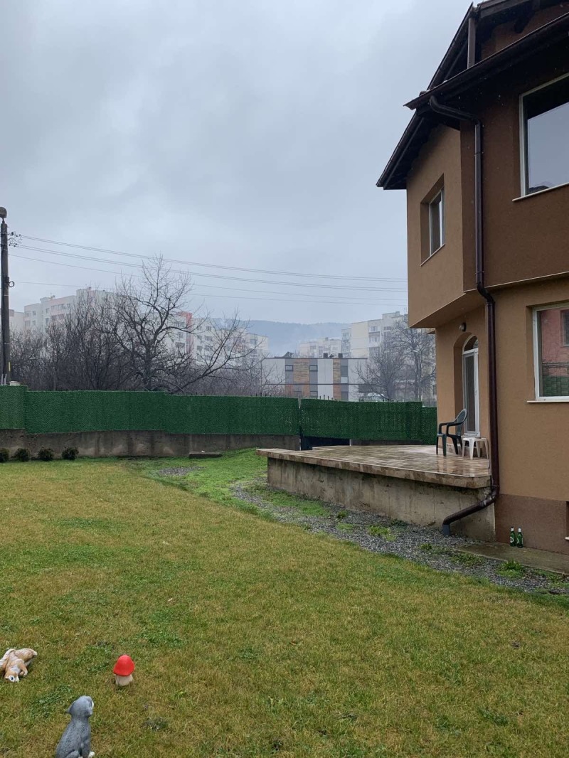 Продава КЪЩА, гр. Кюстендил, Герена, снимка 15 - Къщи - 53260857