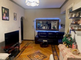 2 bedroom Tsentar, Sofia 1