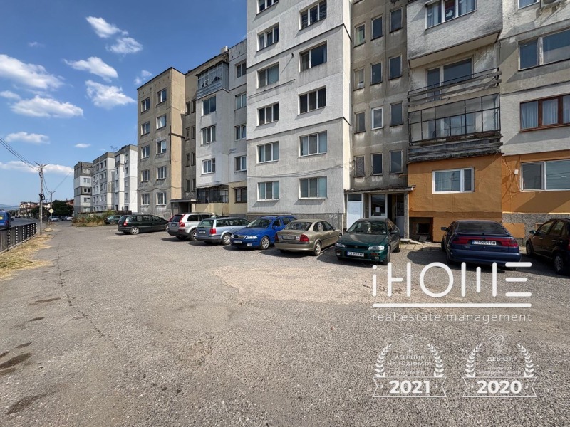 Til salg  Studie region Sofia , Kostinbrod , 54 kvm | 32384387 - billede [2]