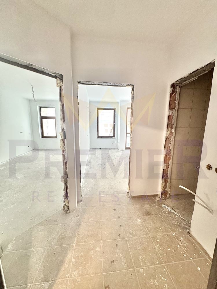 Продава 2-СТАЕН, гр. София, Център, снимка 2 - Апартаменти - 53508267