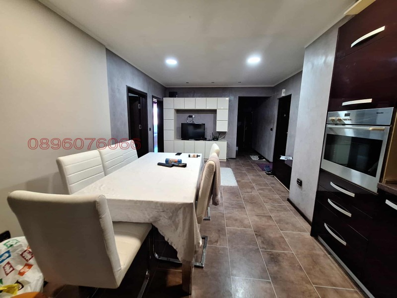 Продава 4-СТАЕН, гр. Пазарджик, Моста на Лютата, снимка 3 - Апартаменти - 52780109