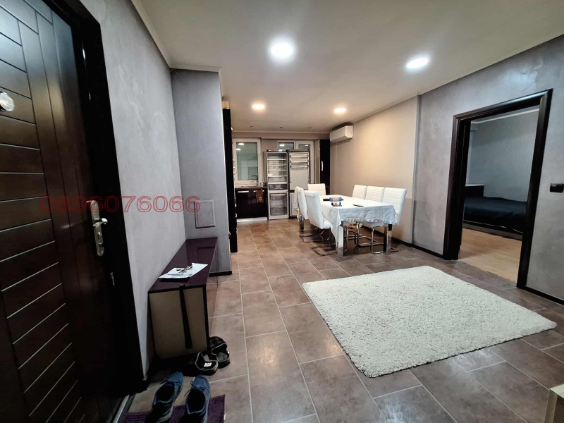 Продава 4-СТАЕН, гр. Пазарджик, Моста на Лютата