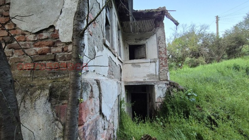 Продава КЪЩА, с. Бабица, област Перник, снимка 3 - Къщи - 52779082