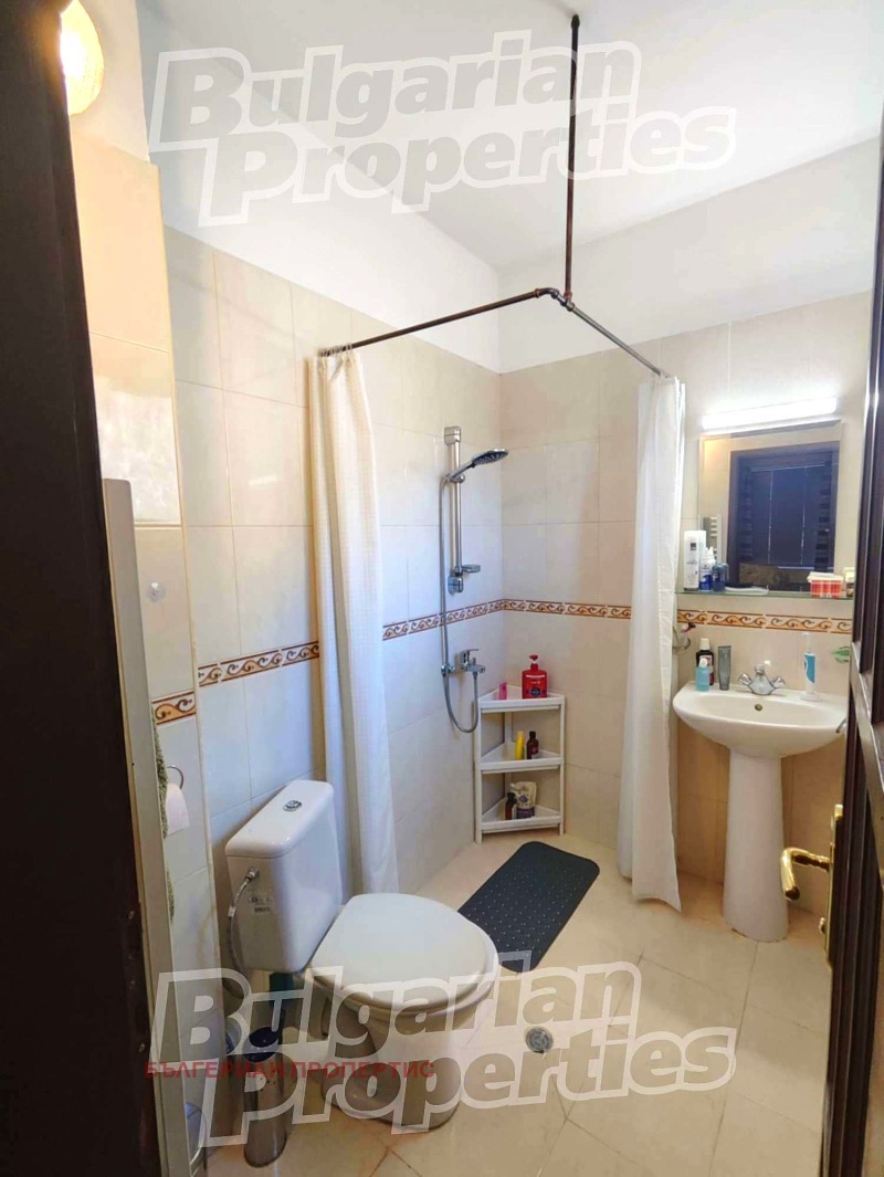 Продава КЪЩА, с. Маджаре, област София област, снимка 14 - Къщи - 52392711