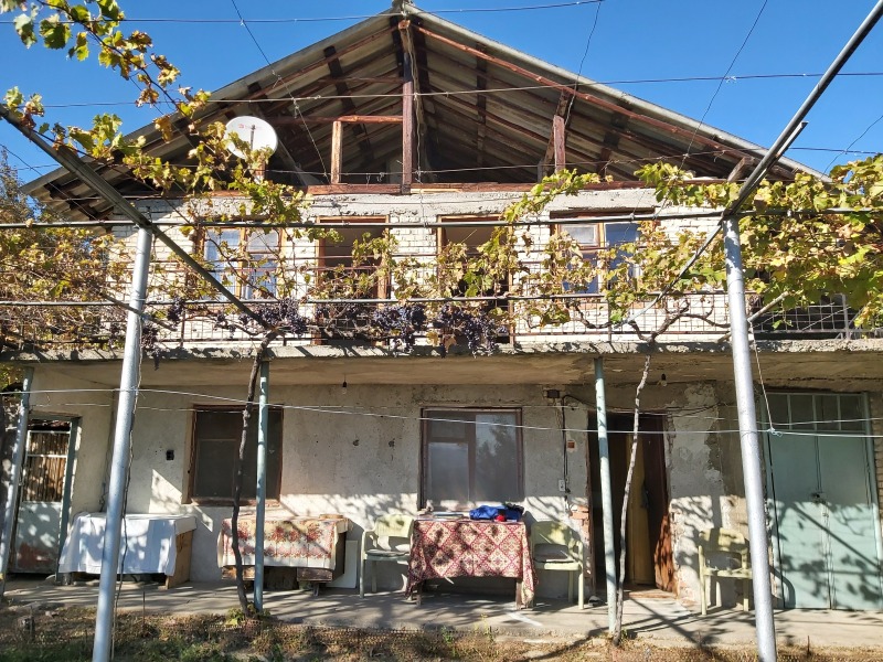 Продава  Вила област Пловдив , гр. Карлово , 58 кв.м | 83236001 - изображение [2]