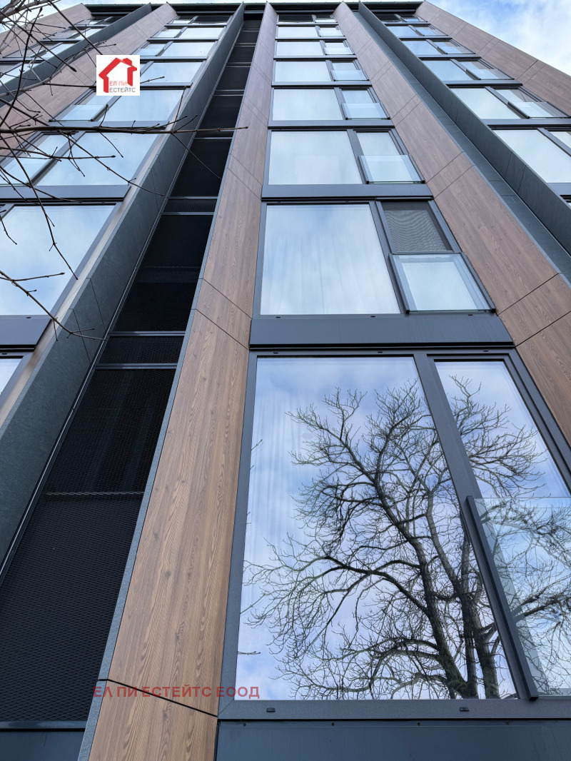 Продава 2-СТАЕН, гр. София, Център