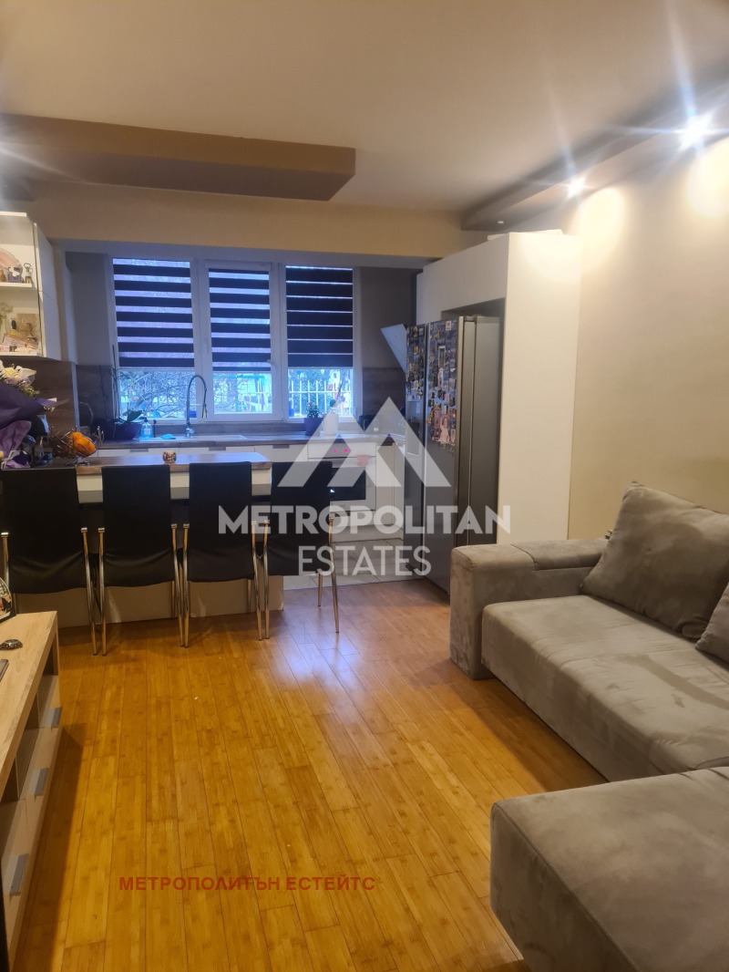 En venta  2 dormitorios Sofia , Svoboda , 60 metros cuadrados | 26229359 - imagen [2]