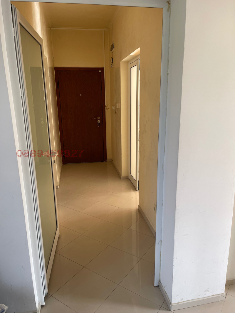 De vânzare  3 dormitoare Sofia , Țentâr , 123 mp | 16069036 - imagine [6]