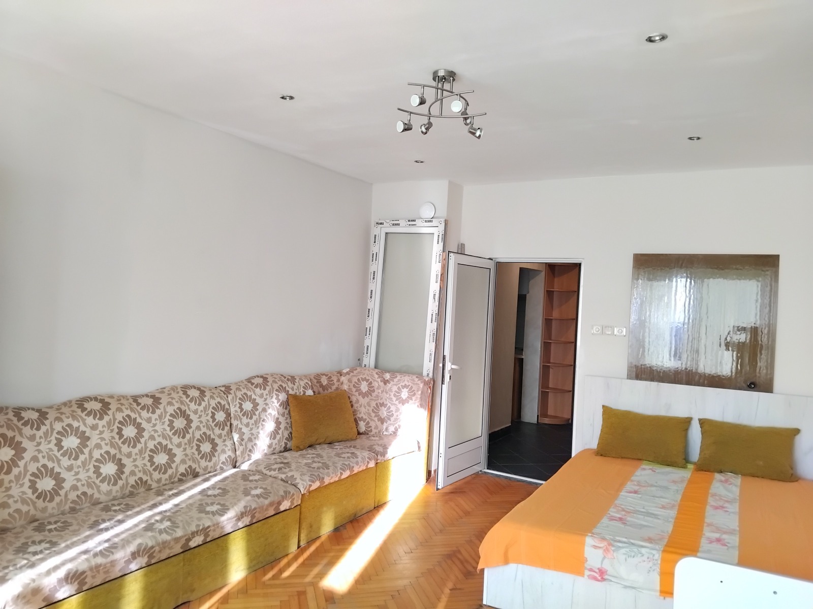 Продава 1-СТАЕН, гр. Русе, Възраждане, снимка 2 - Апартаменти - 53482050