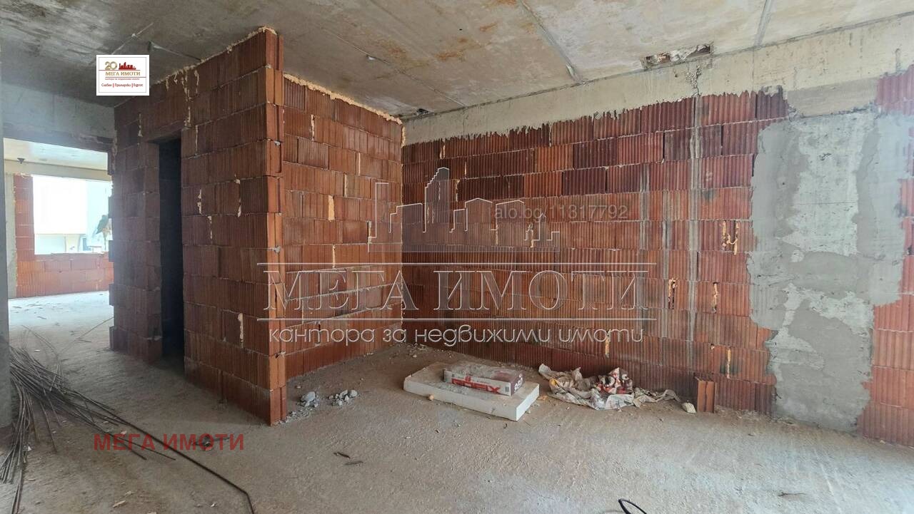 Продава 3-СТАЕН, гр. Бургас, Център, снимка 2 - Апартаменти - 56130367