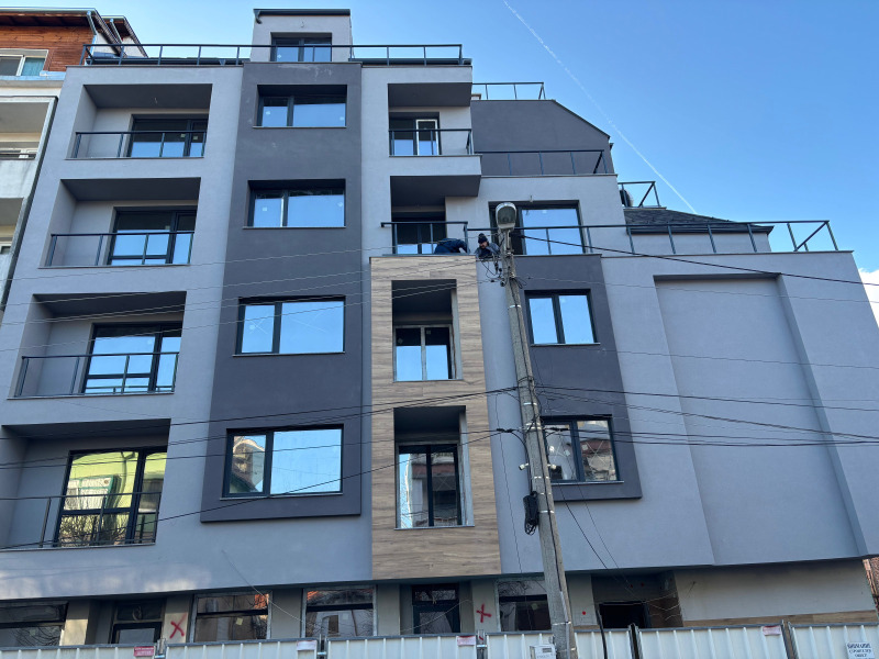 Продава  3-стаен град Враца , Център , 91 кв.м | 49050862 - изображение [2]