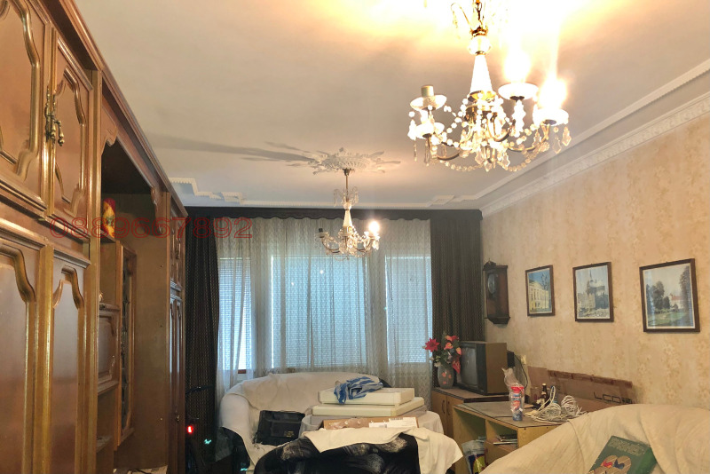 Продава 4-СТАЕН, гр. Бургас, Възраждане, снимка 3 - Апартаменти - 52780998