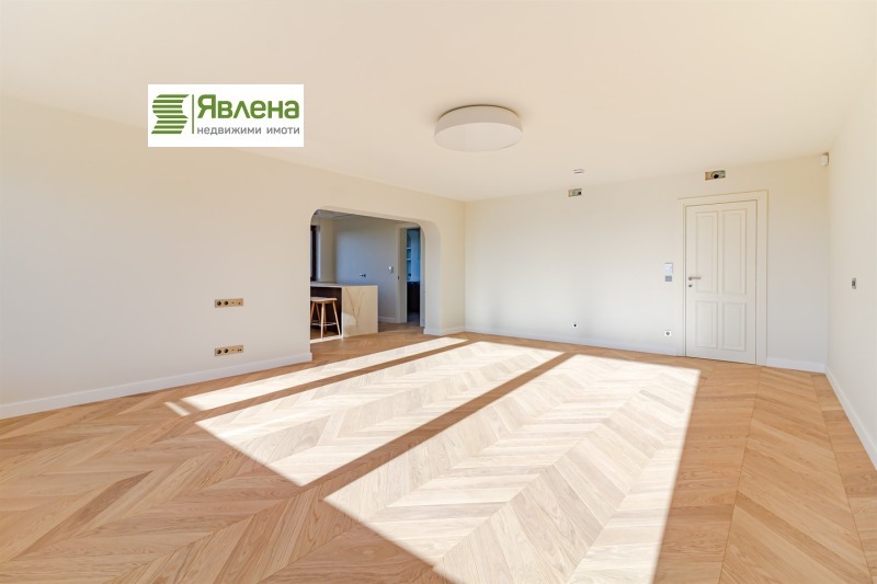Na prodej  3+ ložnice Sofia , Izgrev , 180 m2 | 30293799 - obraz [3]