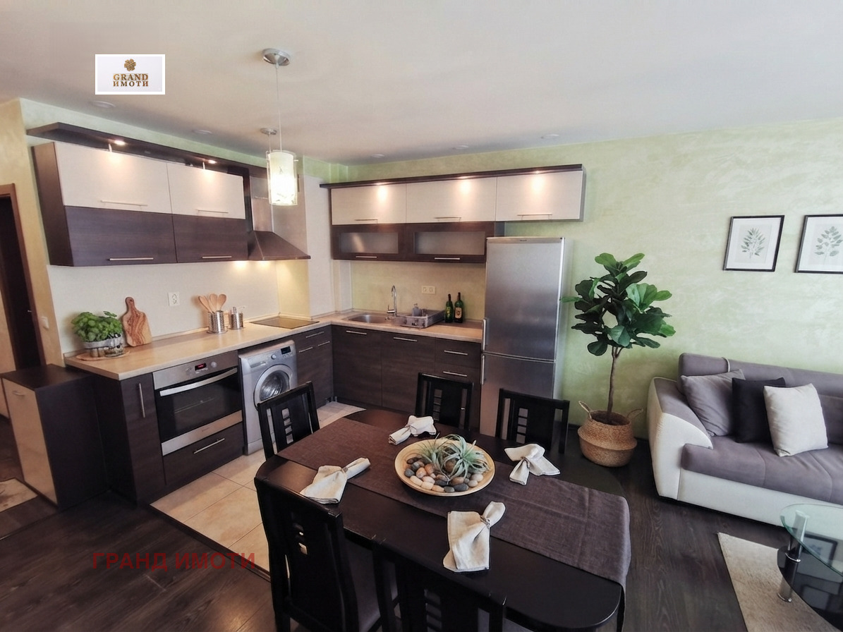 Продава 3-СТАЕН, гр. Русе, Център, снимка 2 - Апартаменти - 55137589