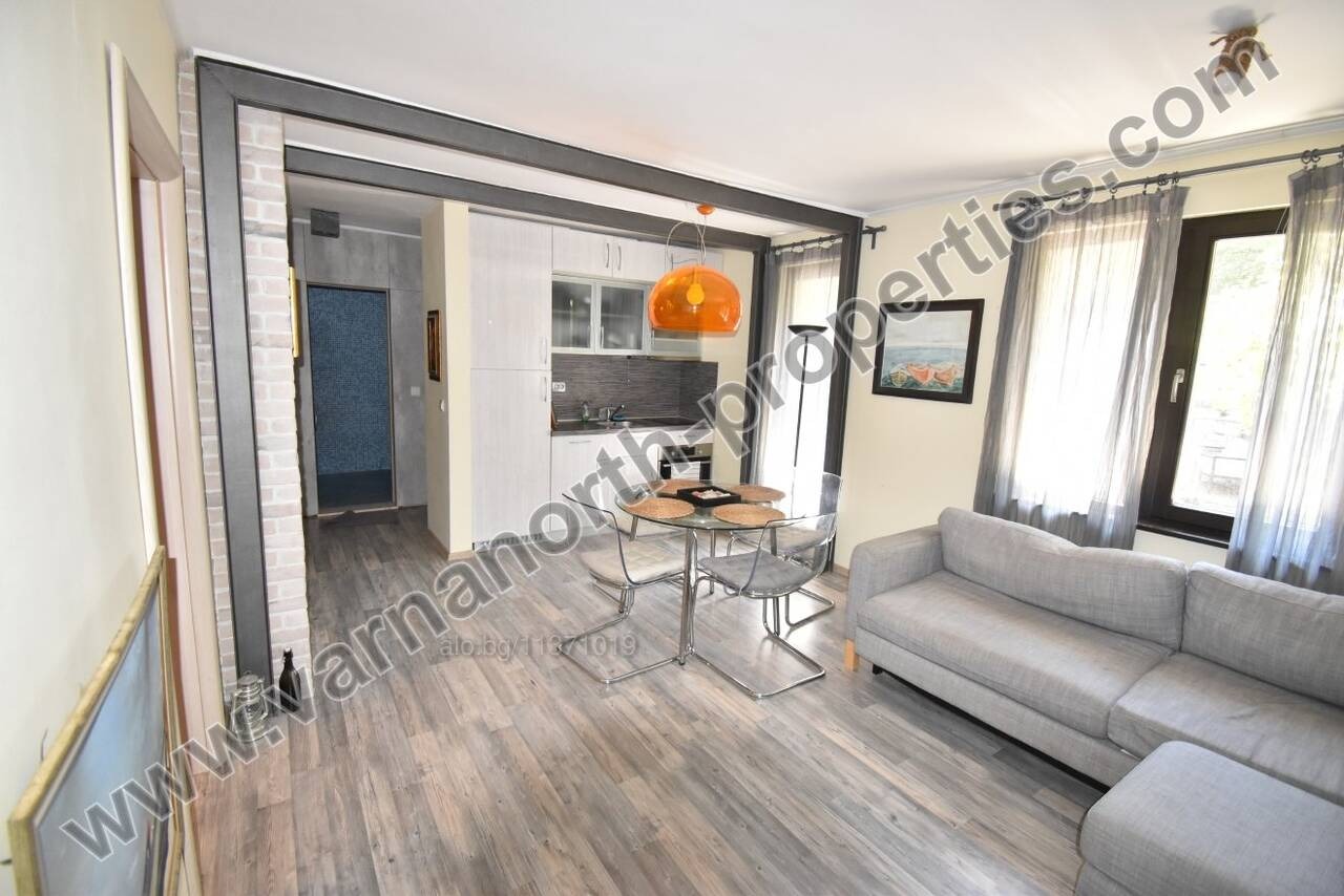 Продава КЪЩА, гр. Балчик, област Добрич, снимка 4 - Къщи - 55769400