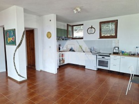 Casa Biala, regiunea Varna 4