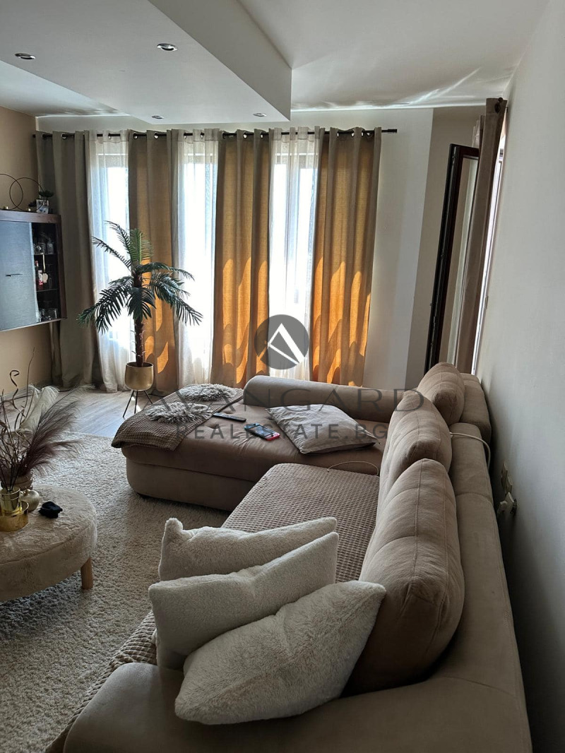 Продава  3-стаен град Пловдив , Тракия , 96 кв.м | 93978075 - изображение [2]