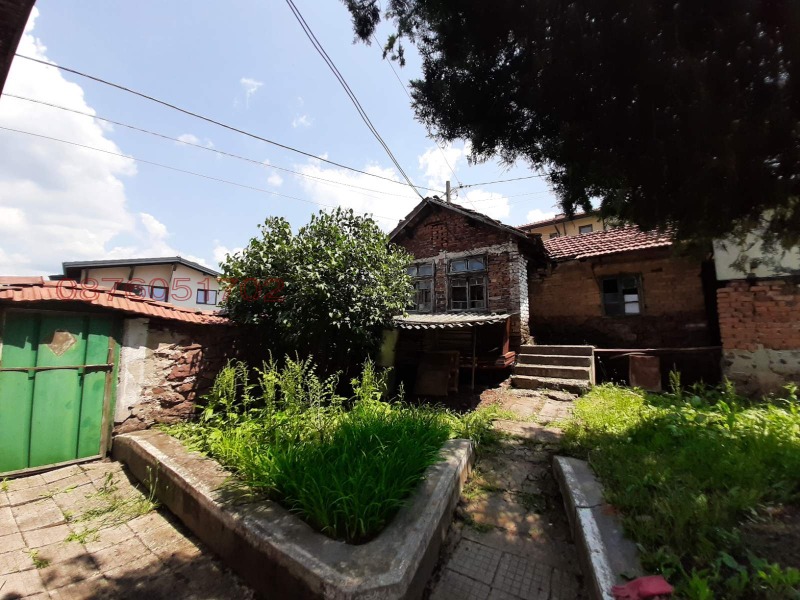 Продава КЪЩА, гр. София, с. Подгумер, снимка 3 - Къщи - 53165658