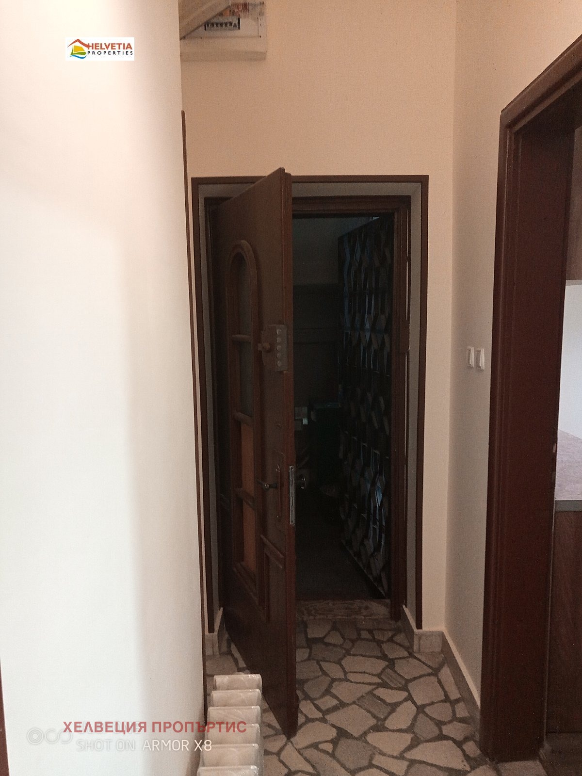 Продава 3-СТАЕН, гр. София, Яворов, снимка 2 - Апартаменти - 53652206