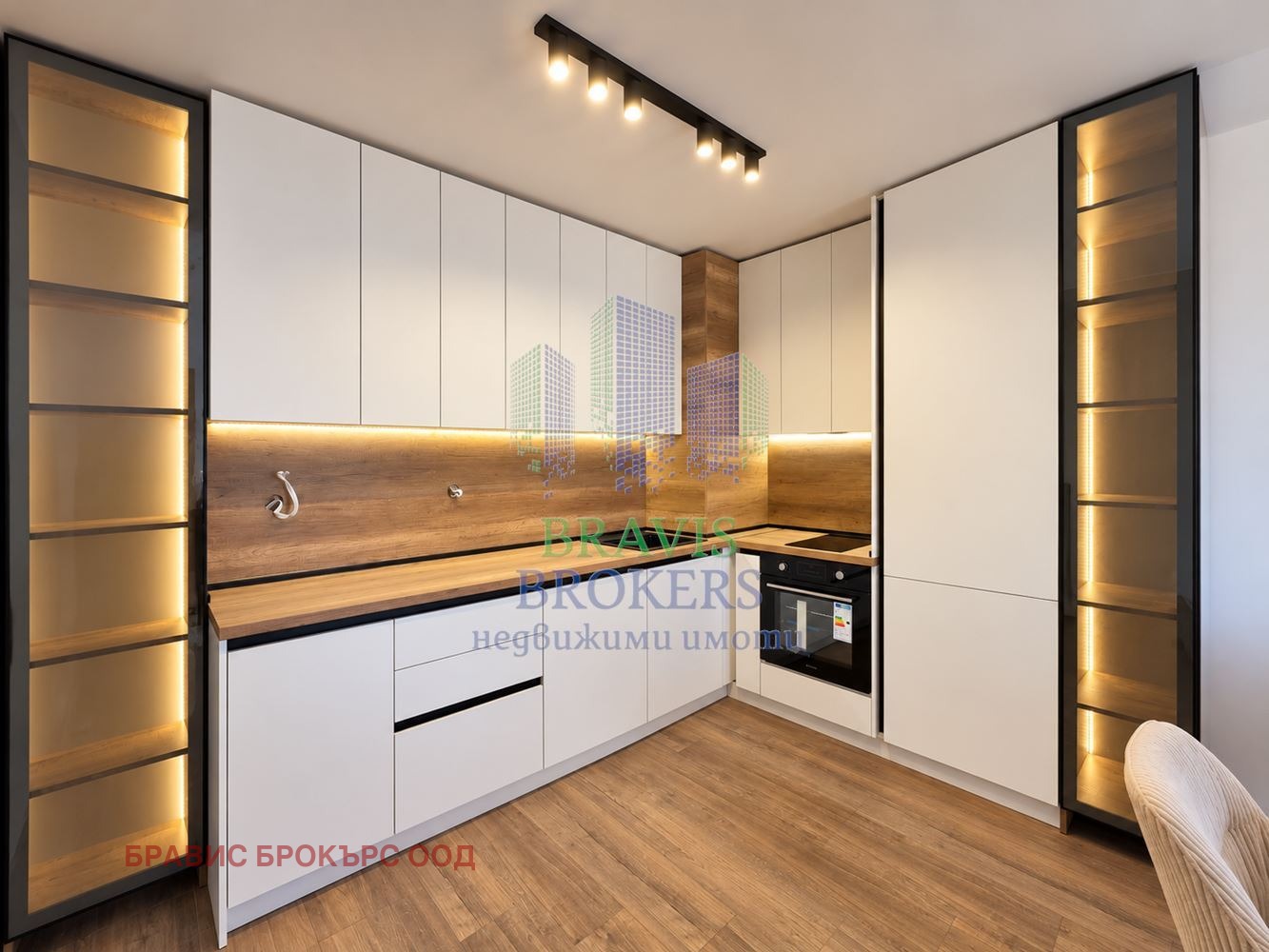 Продава 3-СТАЕН, гр. Варна, Възраждане 3, снимка 2 - Апартаменти - 56389002