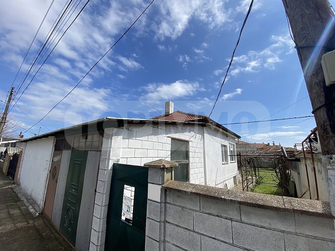 Продава КЪЩА, гр. Каварна, област Добрич, снимка 16 - Къщи - 54109303