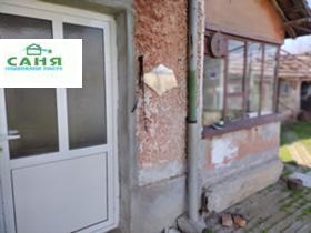 Продажба на имоти в с. Гиген, област Плевен - изображение 1 