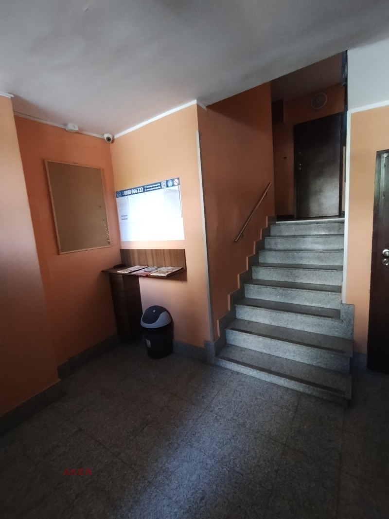 Na prodej  1 ložnice Sofia , Vrabnica 2 , 66 m2 | 81736851 - obraz [2]