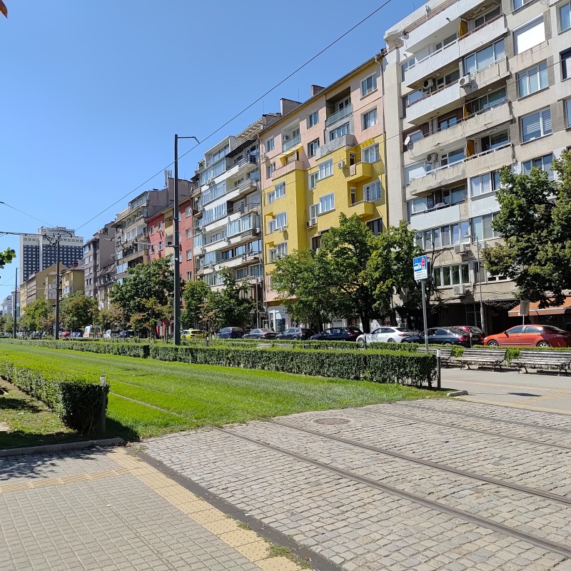 Продава  3-стаен град София , Център , 92 кв.м | 23998836