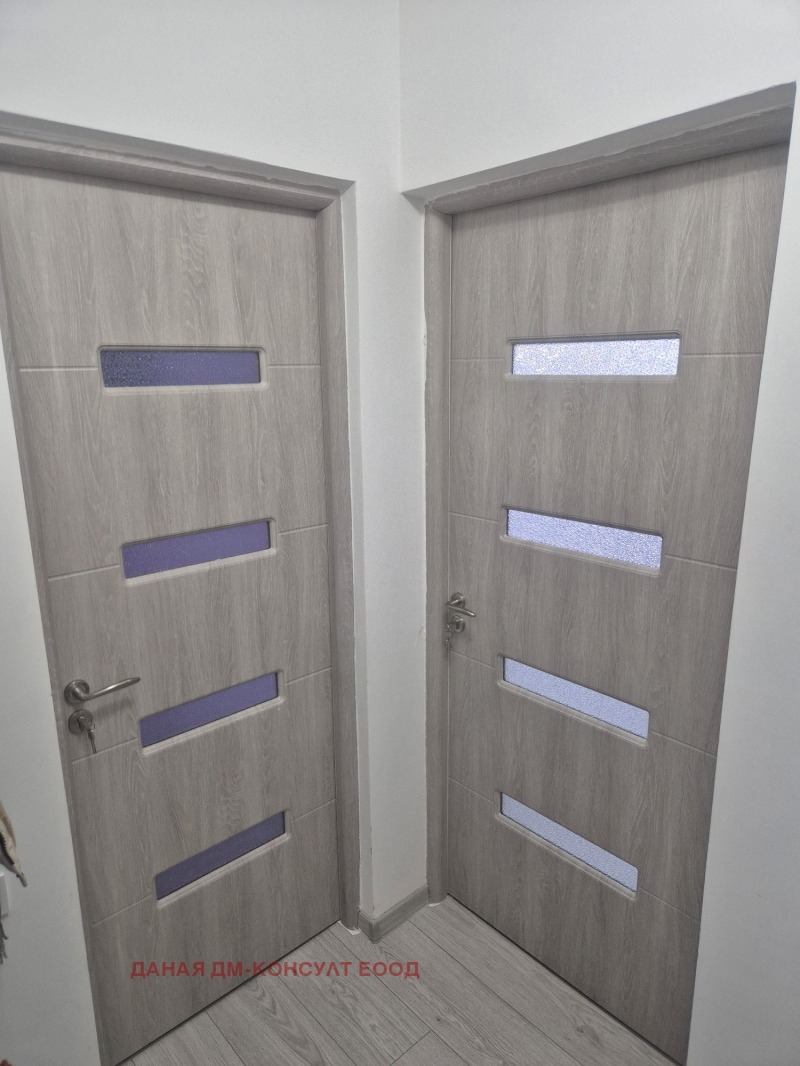 Продава 3-СТАЕН, гр. Шумен, Боян Българанов 1, снимка 15 - Апартаменти - 53185739