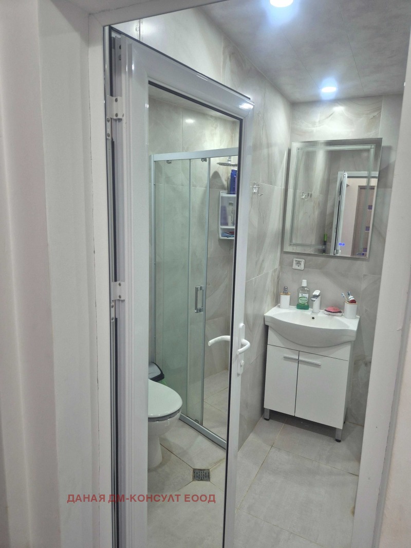 Продава 3-СТАЕН, гр. Шумен, Боян Българанов 1, снимка 11 - Апартаменти - 53185739