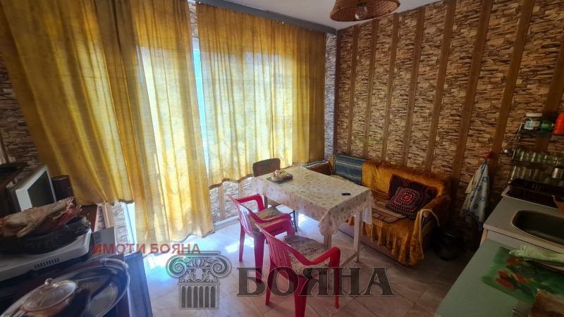 Продава КЪЩА, с. Черешово, област Русе, снимка 10 - Къщи - 52451530