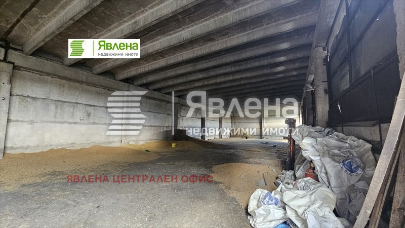 Продава СКЛАД, с. Алдомировци, област София област, снимка 3 - Складове - 48105839