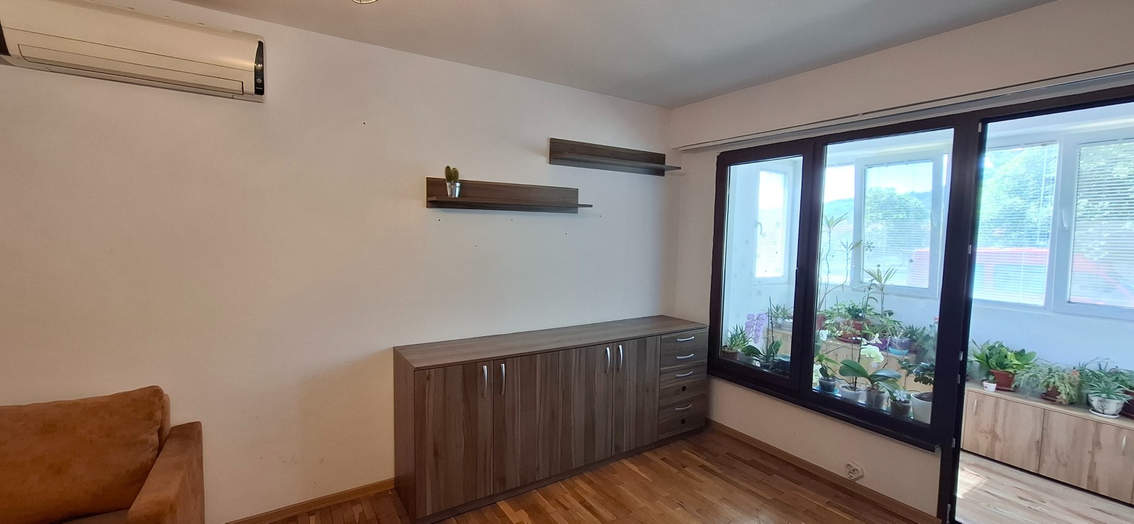 Продава 2-СТАЕН, гр. Ловеч, Младост, снимка 2 - Апартаменти - 55100290