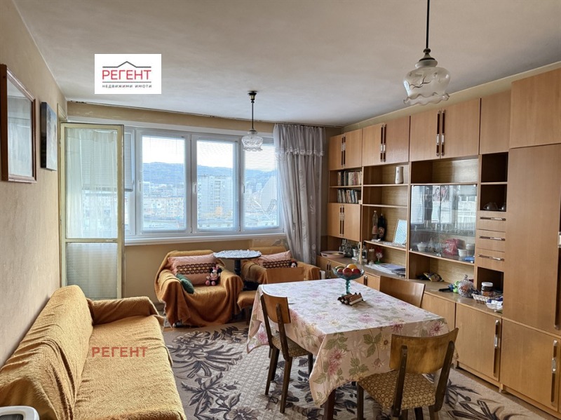 Продава 3-СТАЕН в град Габрово, Център - 79 кв.м / 72 000 € » 140 819.76 лв., РЕГЕНТ