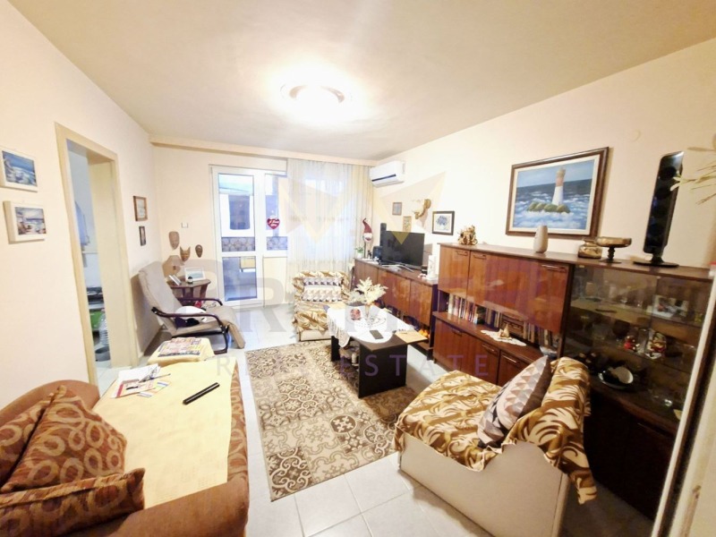 Продава 3-СТАЕН, гр. Варна, Лятно кино Тракия