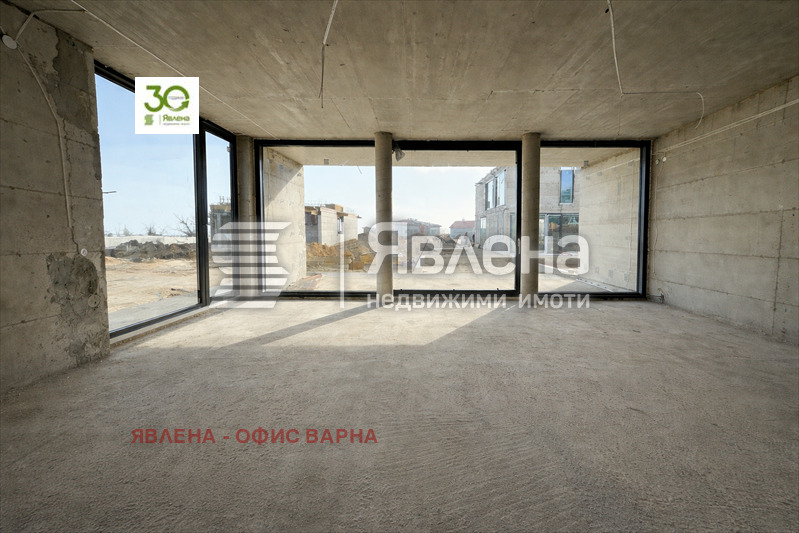 Продава КЪЩА, гр. Варна, Галата, снимка 2 - Къщи - 52951020