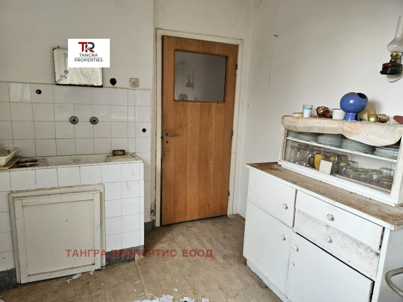 Продава КЪЩА, с. Извор, област Перник, снимка 7 - Къщи - 53407397