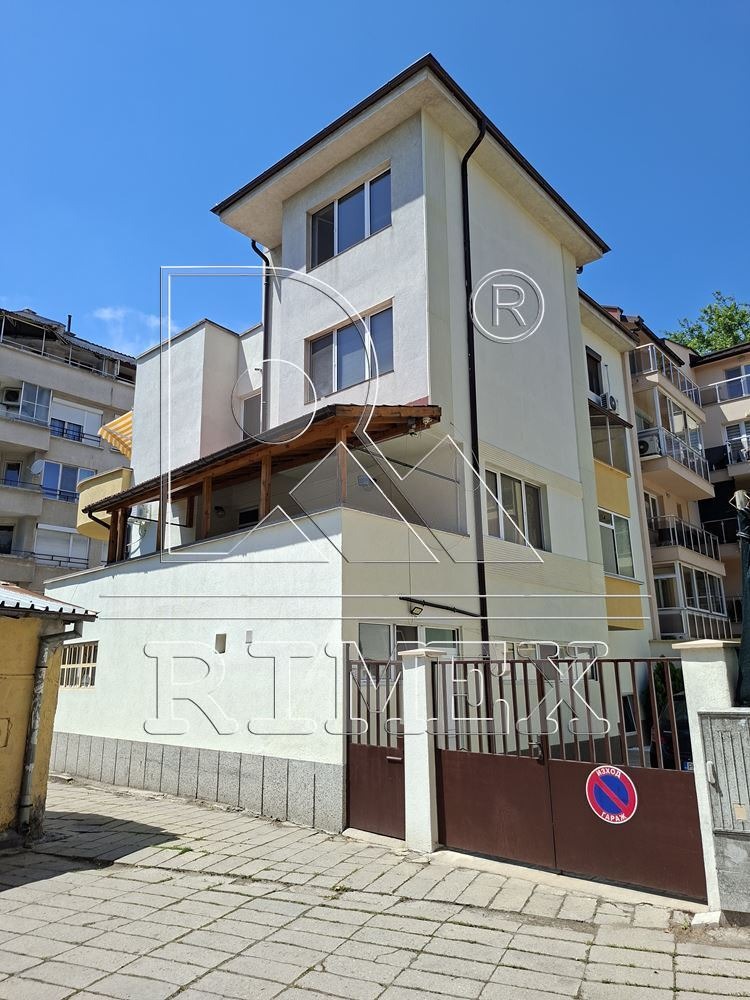 Продава КЪЩА, гр. Пловдив, Център, снимка 6 - Къщи - 56112794