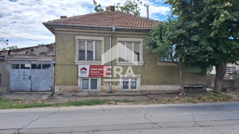 Продава КЪЩА, с. Николово, област Русе