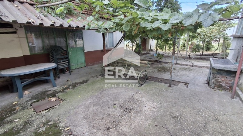 Продава КЪЩА, с. Николово, област Русе, снимка 10 - Къщи - 55812375